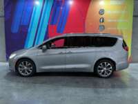 Chrysler Pacifica 2020 5p Limited L6/3.6 Aut    2020 Chrysler Pacifica Venta Exteriores 4