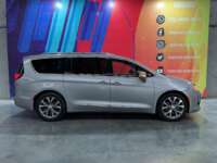 Chrysler Pacifica 2020 5p Limited L6/3.6 Aut    2020 Chrysler Pacifica Venta Exteriores 8