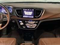 Chrysler Pacifica 2020 5p Limited L6/3.6 Aut    2020 Chrysler Pacifica Venta Interiores 4