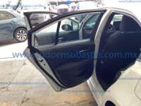 Toyota Corolla 2021 4p Base L4/1.8 CVT    2021 Toyota Corolla Ingreso Interiores 15