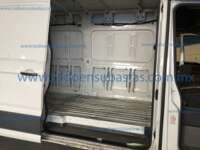 Volkswagen Crafter 2022 5p Van L4/2.0/TDI Man A/A 4.9/Ton LWB 2022 Volkswagen Crafter Ingreso Interiores 14