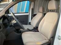 Chevrolet Tornado 2023 5p Van LS L4/1.5 Man 2023 Chevrolet Tornado Venta Interiores 13