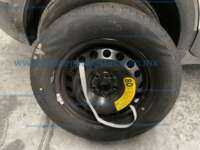 Volkswagen Taigun 2023 5p Comfortline L4/1.0/T Tiptronic IMG_8398