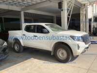 Nissan NP300 Frontier 2021 4p DC Diesel L4/2.5/T 4x4 Man 2021 Nissan NP300 Frontier Ingreso Exteriores 3