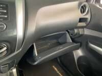 Nissan NP300 Frontier 2021 4p DC Diesel L4/2.5/T 4x4 Man 2021 Nissan NP300 Frontier Venta Interiores 17