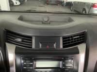 Nissan NP300 Frontier 2021 4p DC Diesel L4/2.5/T 4x4 Man 2021 Nissan NP300 Frontier Venta Interiores 8