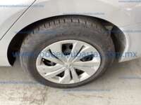 Nissan Versa 2021 4p Sense L4/1.6 Aut IMG_7220