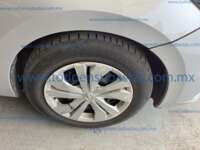 Nissan Versa 2021 4p Sense L4/1.6 Aut IMG_7210