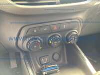 Chevrolet Onix 2022 4p LS L3/1.0/T Man  2022 Chevrolet Onix Ingreso Interiores 10