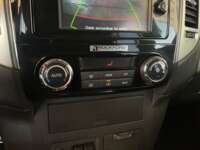 Mitsubishi Montero 2017 5p Limited V6/3.8 Aut 2017 Mitsubishi Montero Venta Interiores 11