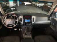 Mitsubishi Montero 2017 5p Limited V6/3.8 Aut 2017 Mitsubishi Montero Venta Interiores 4