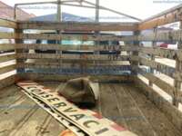 Nissan NP300 Estacas 2022 2p L4/2.5 Man 2022 Nissan NP300 Estacas Ingreso Cajuela 3