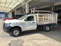 Nissan NP300 Estacas 2022 2p L4/2.5 Man 2022 Nissan NP300 Estacas Ingreso Exteriores 7