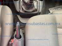 Nissan NP300 Estacas 2022 2p L4/2.5 Man 2022 Nissan NP300 Estacas Ingreso Interiores 12