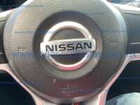 Nissan NP300 Estacas 2022 2p L4/2.5 Man 2022 Nissan NP300 Estacas Ingreso Interiores 15