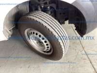 Nissan NP300 Estacas 2022 2p L4/2.5 Man IMG_8298