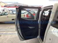 Nissan NP300 Doble Cabina 2020 4p SE L4/2.5 Man A/A Paq. Seg 2020 Nissan NP300 Doble Cabina Ingreso Interiores 16