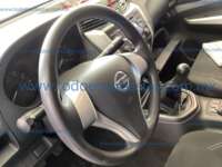 Nissan NP300 Doble Cabina 2020 4p SE L4/2.5 Man A/A Paq. Seg 2020 Nissan NP300 Doble Cabina Ingreso Interiores 2