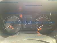 Nissan NP300 Doble Cabina 2020 4p SE L4/2.5 Man A/A Paq. Seg 2020 Nissan NP300 Doble Cabina Ingreso Interiores 3