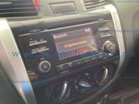 Nissan NP300 Doble Cabina 2020 4p SE L4/2.5 Man A/A Paq. Seg 2020 Nissan NP300 Doble Cabina Ingreso Interiores 9