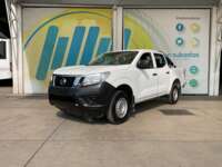 Nissan NP300 Doble Cabina 2020 4p SE L4/2.5 Man A/A Paq. Seg 2020 Nissan NP300 Doble Cabina Venta Exteriores 1