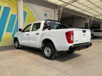 Nissan NP300 Doble Cabina 2020 4p SE L4/2.5 Man A/A Paq. Seg 2020 Nissan NP300 Doble Cabina Venta Exteriores 7