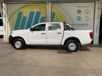 Nissan NP300 Doble Cabina 2020 4p SE L4/2.5 Man A/A Paq. Seg 2020 Nissan NP300 Doble Cabina Venta Exteriores 8