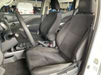 Nissan NP300 Doble Cabina 2020 4p SE L4/2.5 Man A/A Paq. Seg 2020 Nissan NP300 Doble Cabina Venta Interiores 14