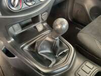 Nissan NP300 Doble Cabina 2020 4p SE L4/2.5 Man A/A Paq. Seg 2020 Nissan NP300 Doble Cabina Venta Interiores 8