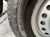 Nissan NP300 Doble Cabina 2020 4p SE L4/2.5 Man A/A Paq. Seg 2020 Nissan NP300 Doble Cabina Venta Llantas 8