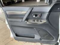 Mitsubishi Montero 2015 5p Sport V6/3.0 4X2 Aut 2015 Mitsubishi Montero Venta Interiores 19