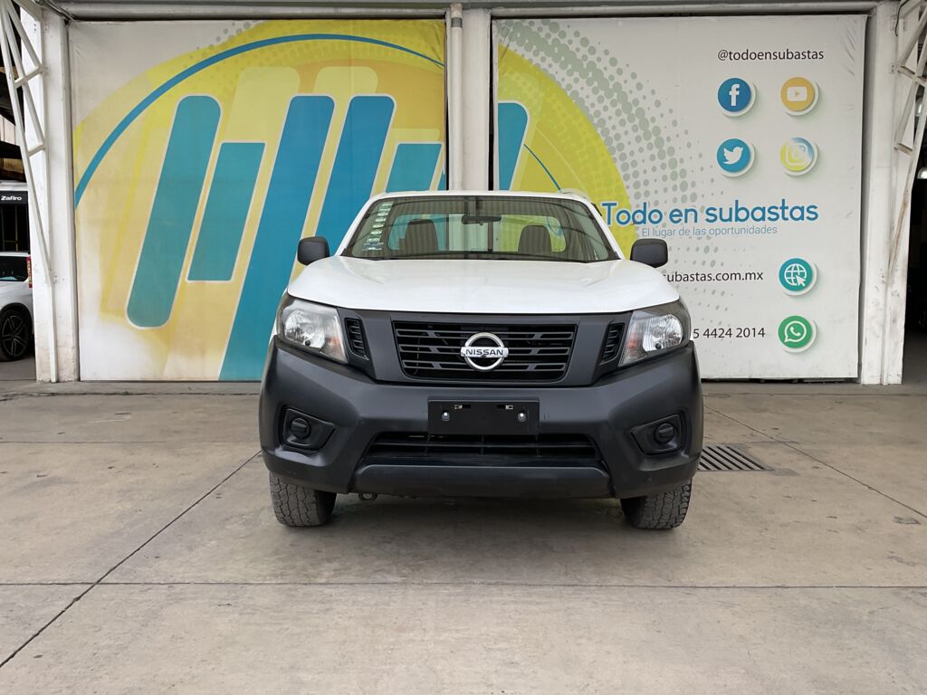 Nissan NP300 Pick Up 2020 2p L4/2.5 Man A/A 2020 Nissan NP300 Pick Up Venta Exteriores 2