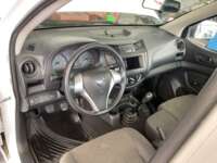 Nissan NP300 Pick Up 2020 2p L4/2.5 Man A/A 2020 Nissan NP300 Pick Up Venta Interiores 4