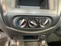 Nissan NP300 Pick Up 2020 2p L4/2.5 Man A/A 2020 Nissan NP300 Pick Up Venta Interiores 7