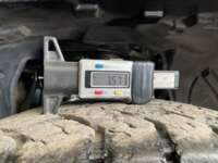 Nissan NP300 Pick Up 2020 2p L4/2.5 Man A/A 2020 Nissan NP300 Pick Up Venta Llantas 3