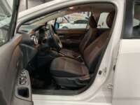 Nissan Versa 2021 4p Advance L4/1.6 Aut 2021 Nissan Versa Venta Interiores 14