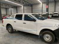 Nissan NP300 Doble Cabina 2020 4p S L4/2.5 Man A/A 2020 Nissan NP300 Doble Cabina Ingreso Exteriores 4