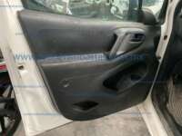 Peugeot Partner 2019 5p L4/1.6/T Diesel Man       2019 Peugeot Partner Ingreso Interiores 0