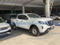 Nissan NP300 Frontier 2020 4p XE L4/2.5 Man 2020 Nissan NP300 Frontier Ingreso Exteriores 3
