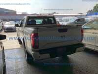 Nissan NP300 Frontier 2020 4p XE L4/2.5 Man 2020 Nissan NP300 Frontier Ingreso Exteriores 6