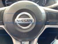 Nissan NP300 Frontier 2020 4p XE L4/2.5 Man 2020 Nissan NP300 Frontier Ingreso Interiores 17