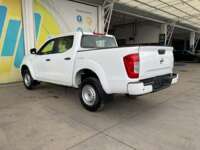 Nissan NP300 Frontier 2020 4p XE L4/2.5 Man 2020 Nissan NP300 Frontier Venta Exteriores 7