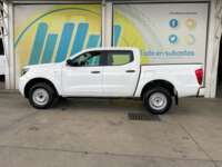 Nissan NP300 Frontier 2020 4p XE L4/2.5 Man 2020 Nissan NP300 Frontier Venta Exteriores 8