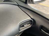 Toyota Prius 2021 5p Base Hibrido L4/1.8 Aut 2021 Toyota Prius Venta Interiores 15