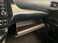 Toyota Prius 2021 5p Base Hibrido L4/1.8 Aut 2021 Toyota Prius Venta Interiores 19