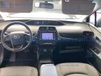 Toyota Prius 2021 5p Base Hibrido L4/1.8 Aut 2021 Toyota Prius Ingreso Interiores 21
