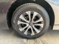 Toyota Prius 2021 5p Base Hibrido L4/1.8 Aut 2021 Toyota Prius Venta Llantas 1