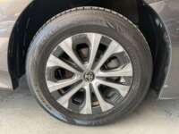 Toyota Prius 2021 5p Base Hibrido L4/1.8 Aut 2021 Toyota Prius Venta Llantas 10