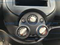 Nissan V-Drive 2022 4p L4/1.6 Man 2022 Nissan V-Drive Ingreso Interiores 6