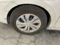 Nissan Versa 2021 4p Sense L4/1.6 Aut IMG_8885